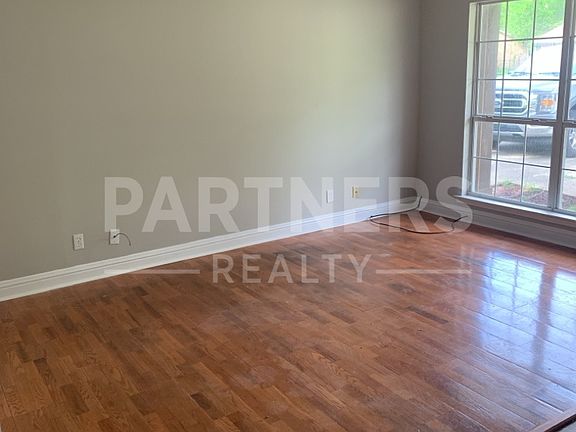 3rd image of 3379 E Brookwood Dr