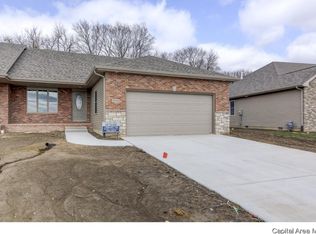 4713 Bellevue Dr, Springfield, IL 62711