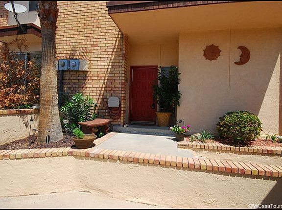 3rd image of 512 Tawny Oaks Pl