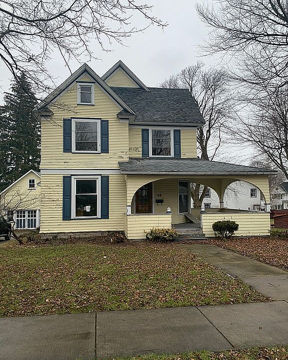 1st image of 24 Bloomingdale Ave