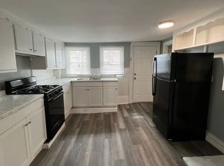 1511 W 4th St, Davenport, IA 52802