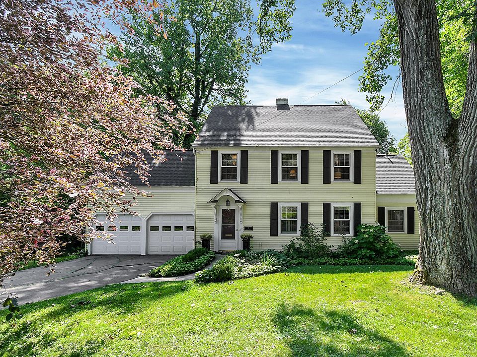 1st image of 3 Sheppard Pl