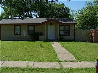 2nd image of 2129 Dollye Dr