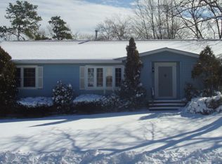 725 Leeward Ave, Beachwood, NJ 08722