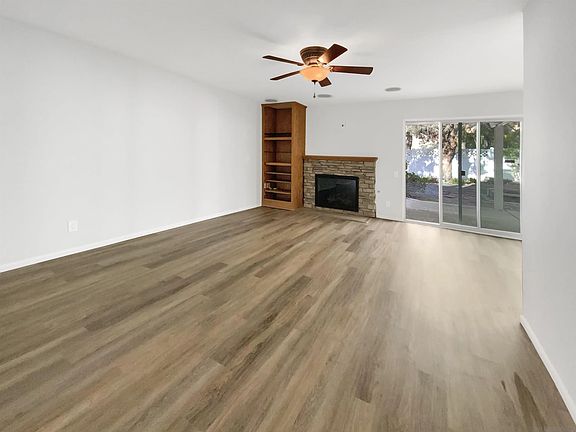 3rd image of 11002 Promesa Dr