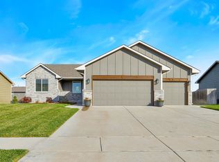 2212 E Sunset St, Goddard, KS 67052