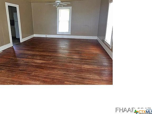 2nd image of 305 N 10th St