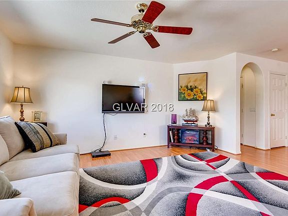 3rd image of 804 Laguna Heights Ave