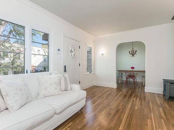 5th image of 1020 10th St APT D