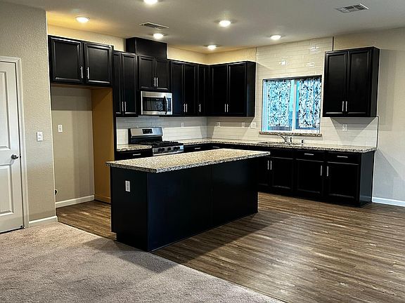 4th image of 7176 Corvus Cir