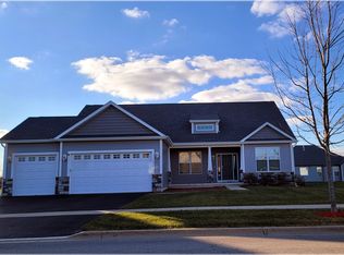 1919 Truman St, Sycamore, IL 60178