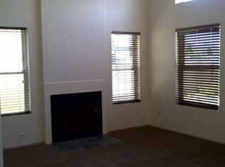 11804 Alabaster Ct, Fontana, CA 92337