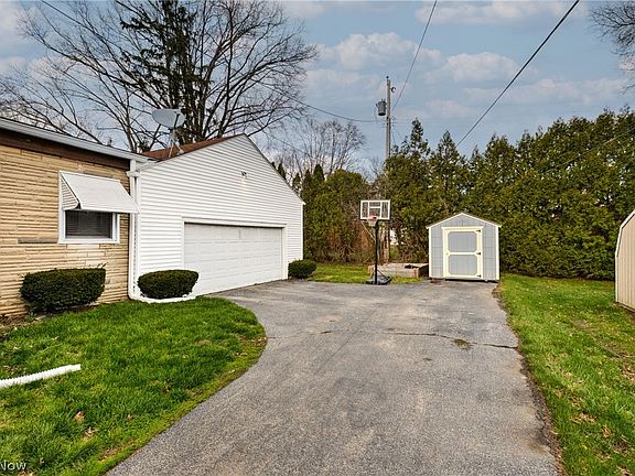 5th image of 3539 Kiowa Dr