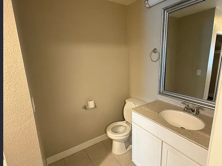 8116 Larson Ave #4 — Photo 8