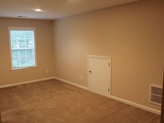 3rd image of 103 S Corwood Ave