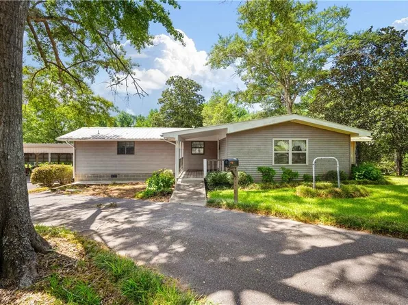 6491 Beth Ln, Chunchula, AL 36521