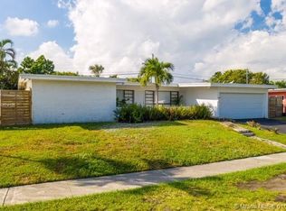 2085 NE 186th Dr, North Miami Beach, FL 33179