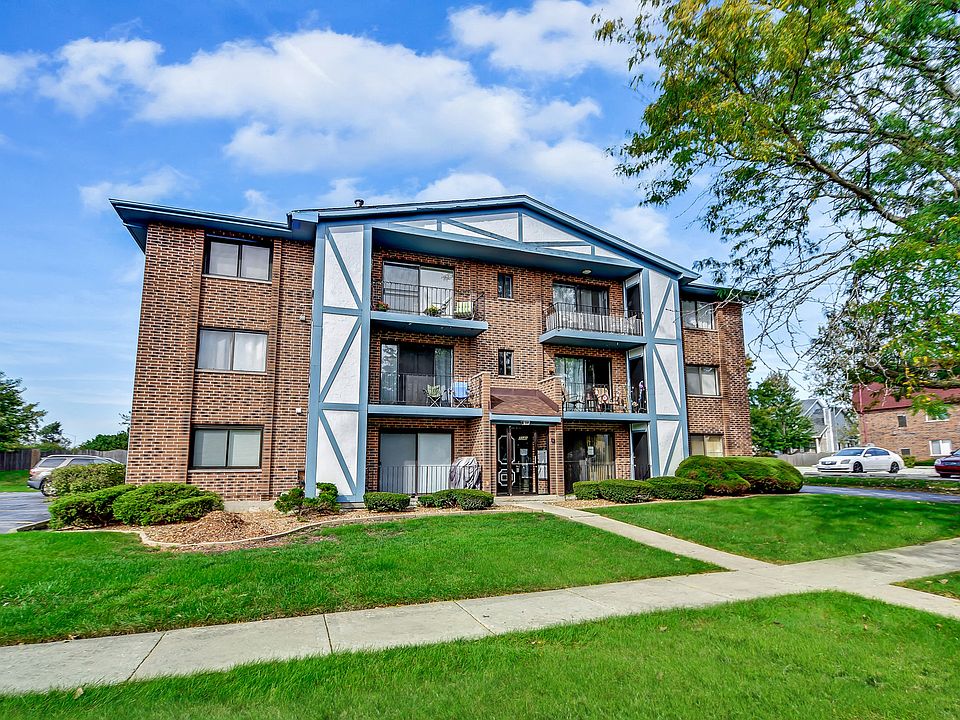 1st image of 7140 166th St APT 304