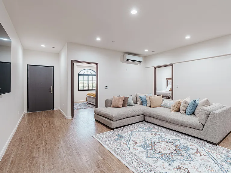 Palazzo Villas Luxury Apartments — Photo 16
