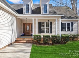 218 Hedgecrest Ln, York, SC 29745