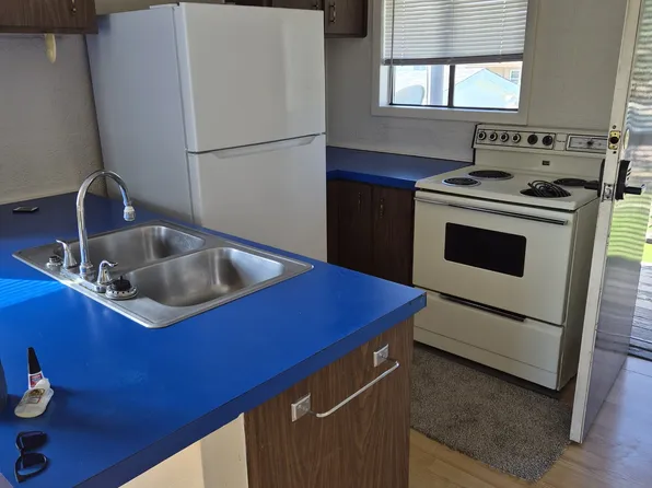 2274 E H St, Torrington, WY 82240