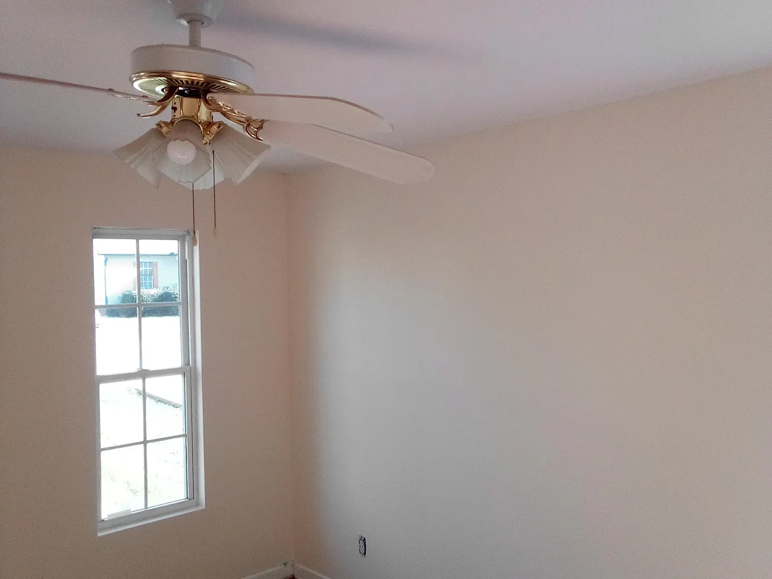 3 bed, 2.5 bath, 1293 sqft, $1,999 — Photo 4
