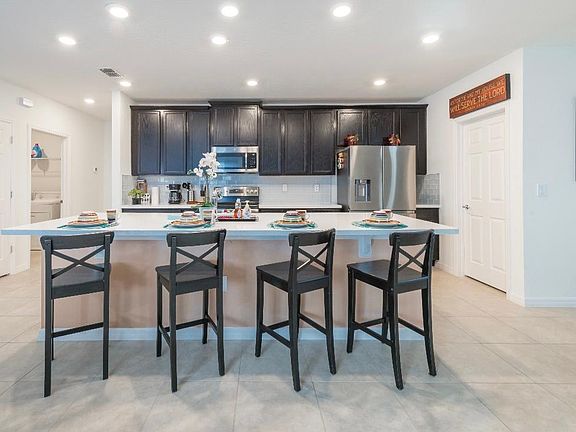 3rd image of 516 Ogelthorpe Dr