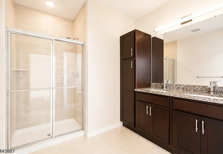 723 Lorhan Dr — Photo 18