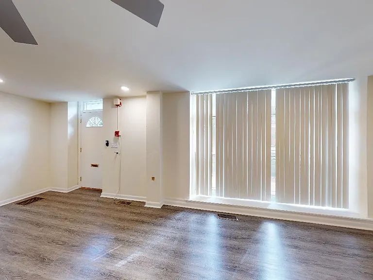 Penn Hall Apartments — Photo 33