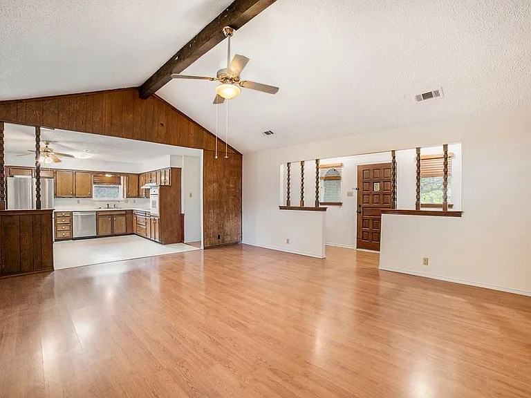 1608 San Antone Ln — Photo 6