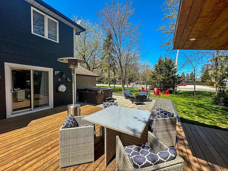 106 Marentette Dr — Photo 40