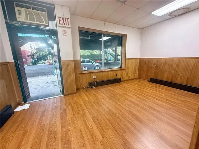 Studio, $5,500 — Photo 4