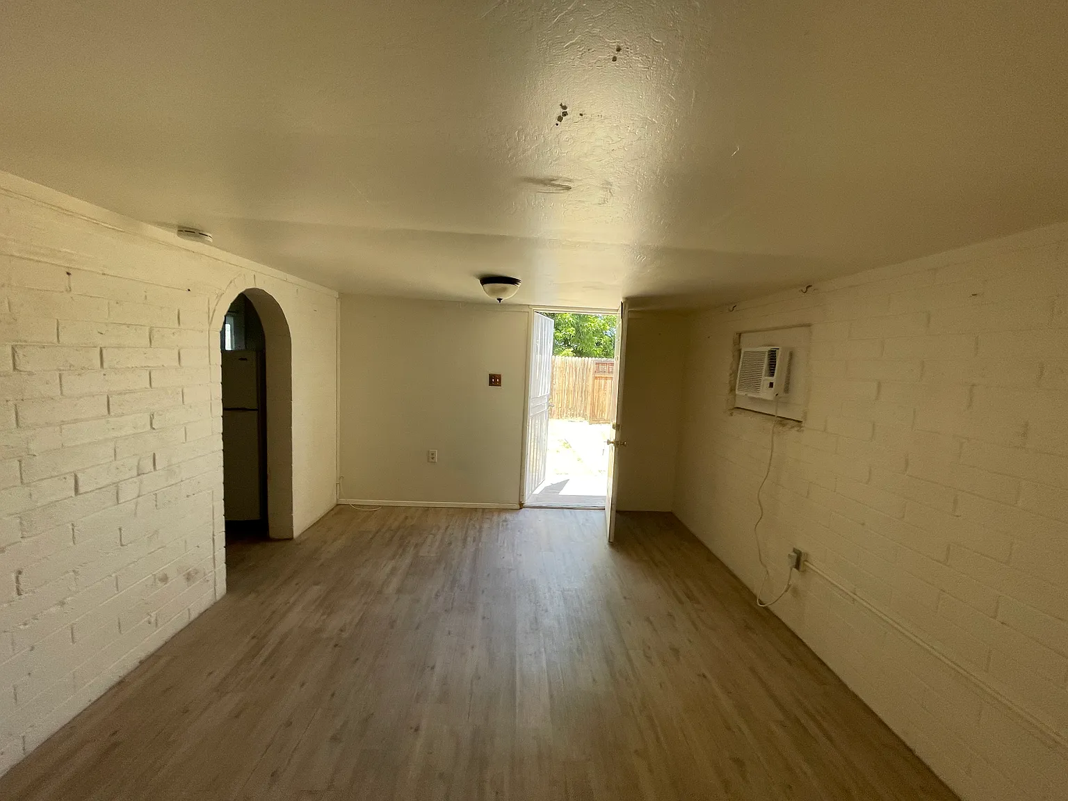 Studio, 350 sqft, $1,340 — Photo 4