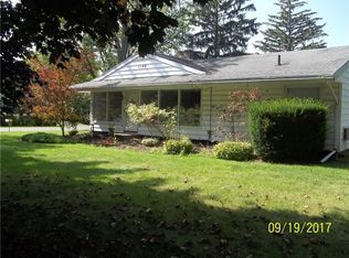 1140 Lochland Rd, Geneva, NY 14456