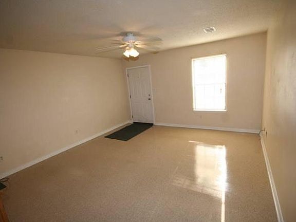 4th image of 1003 N F St Unit A