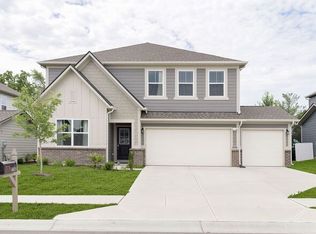 4823 Oak Hill Dr, Lebanon, IN 46052