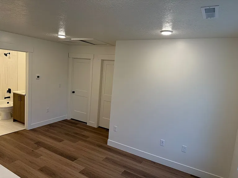 240 Dan St — Photo 10