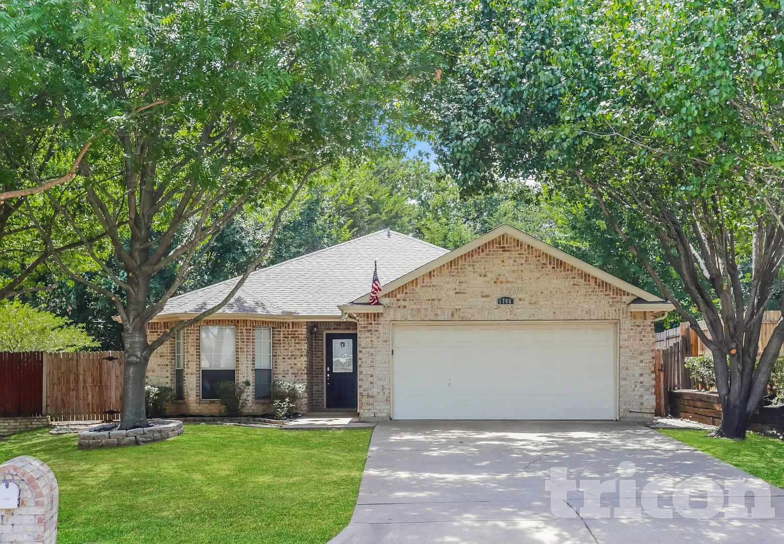 1706 FERN Drive Mansfield TX — Photo 1