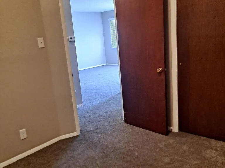 1626-1628 Hollywood Dr — Photo 25