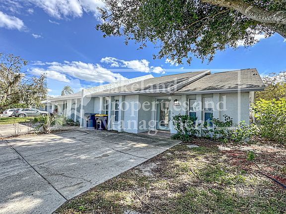2nd image of 1015 Station St