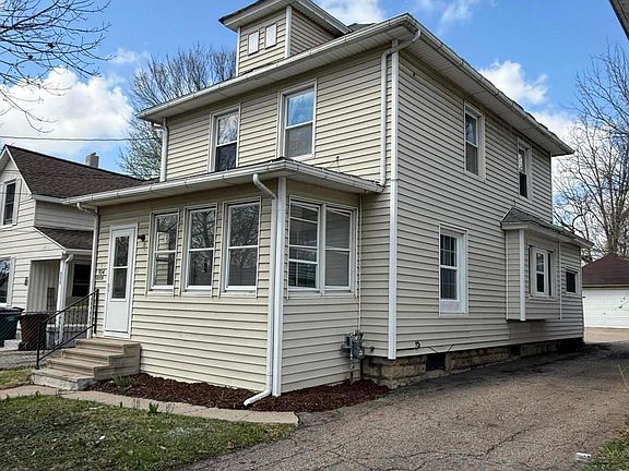 4th image of 914 W Hillsdale St