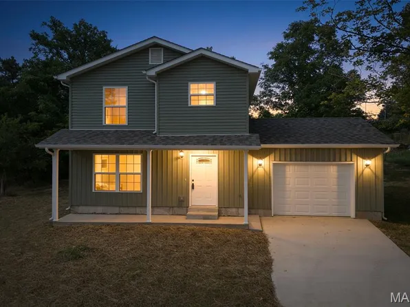 404 E Plattin St, De Soto, MO 63020