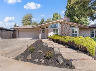 8709 Lorna Ct, Elk Grove, CA 95624