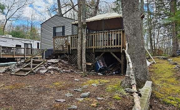 3rd image of 103 Locust Lake Dr