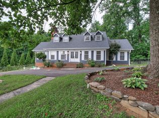 317 Baron Dr, Johnson City, TN 37601