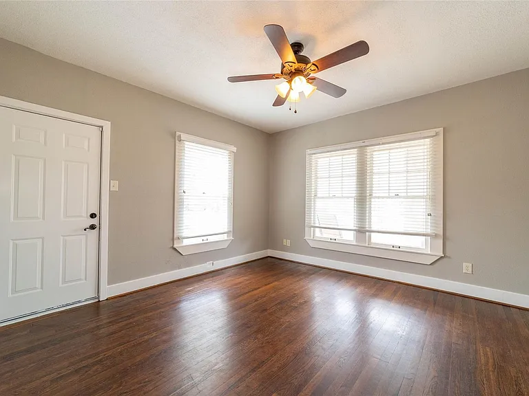 2226 W Rosedale St S — Photo 11