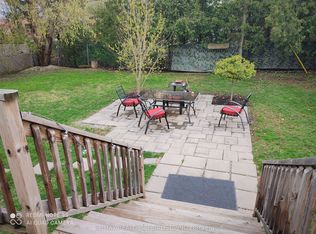 1516 Mansfield Dr, Oakville, ON L6H 1K4