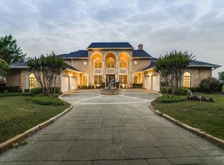 2304 Lafayette Dr, Heath, TX 75032