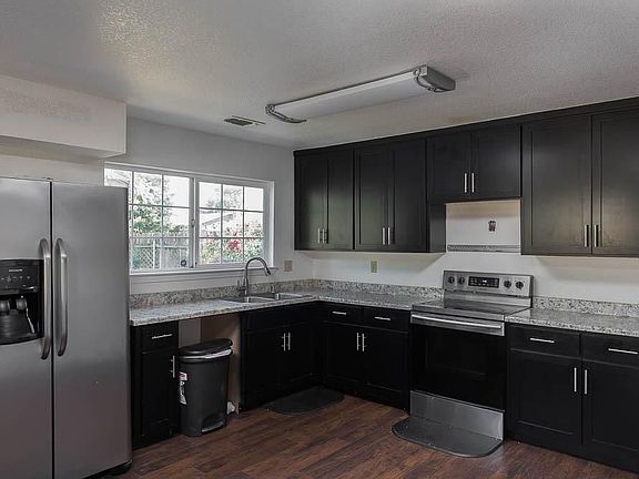 4th image of 8024 Talbot Way