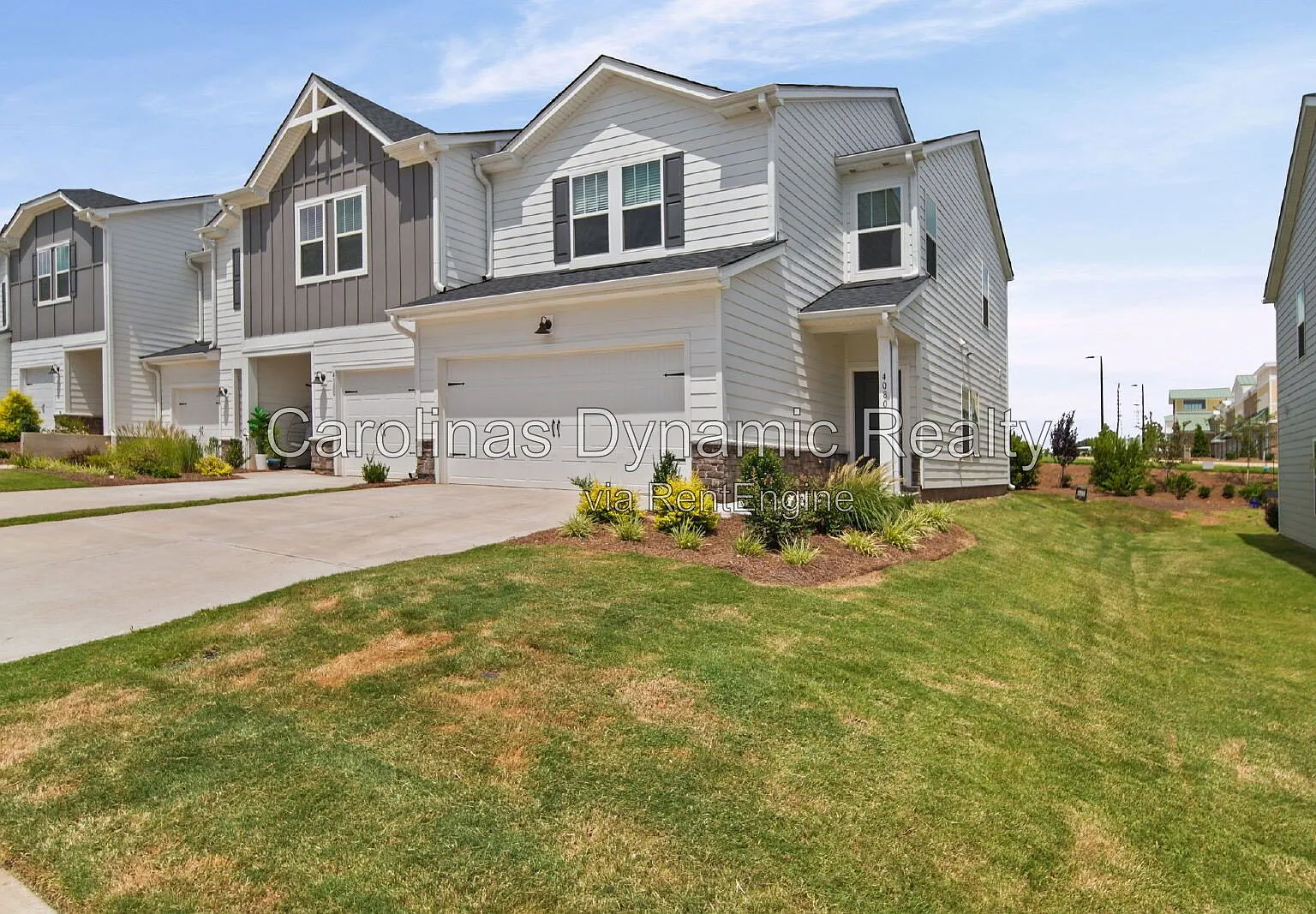 3 bed, 2.5 bath, 1608 sqft, $2,200 — Photo 1